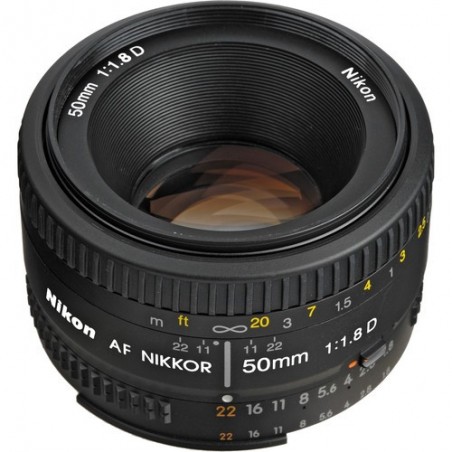 NIKKOR 50mm f/1.8D AF